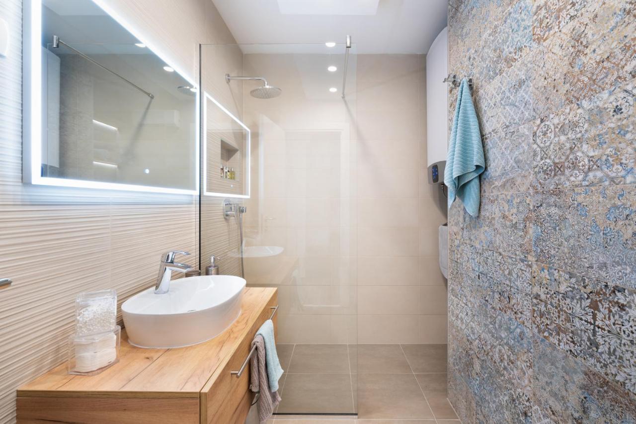 Luxflat20 Apartment Rijeka Exterior photo
