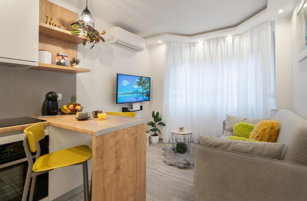 Luxflat20 Apartment Rijeka Exterior photo